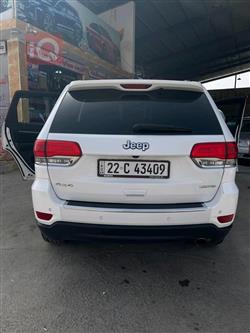 جیپ گراند شیرۆکی